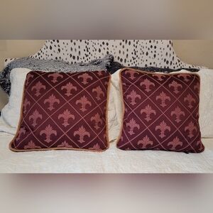 Elegant Burgundy and Gold Accent Fleur-de-lis Down Decorative Pillows. Set Of 2